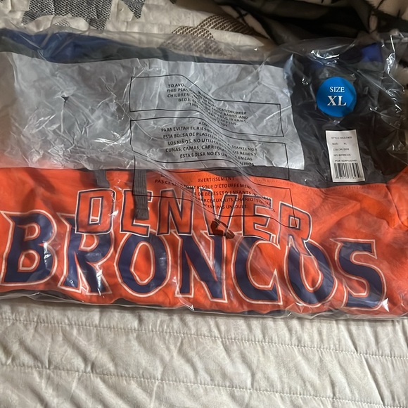Denver broncos hoodie - Picture 2 of 3